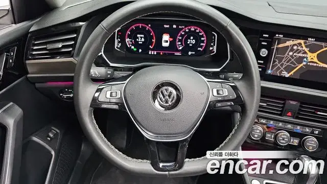 Volkswagen Jetta 2021 — Şəkil 7/32