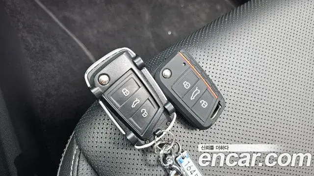 Volkswagen Jetta 2021 — Şəkil 23/32