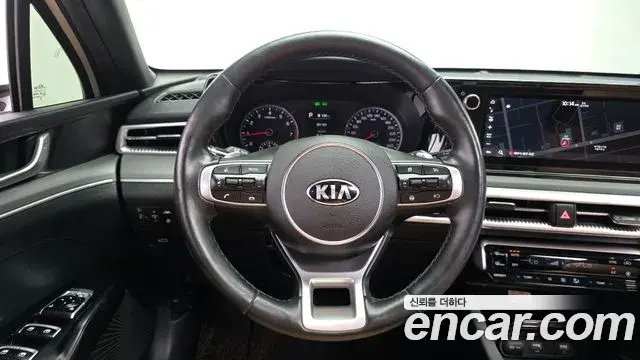 Kia K5 2020 — Фото 12/20