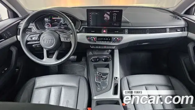 Audi A4 2022 — Фото 7/20