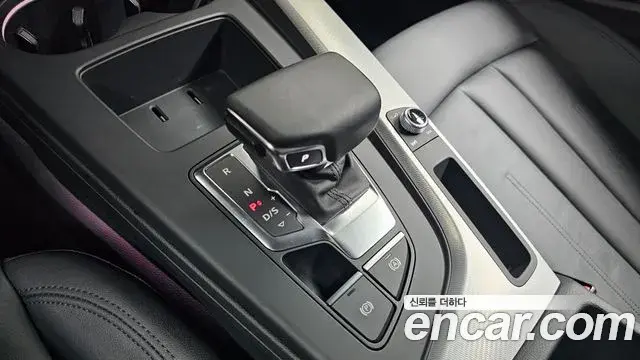 Audi A4 2022 — Фото 9/20