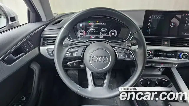 Audi A4 2022 — Фото 13/20