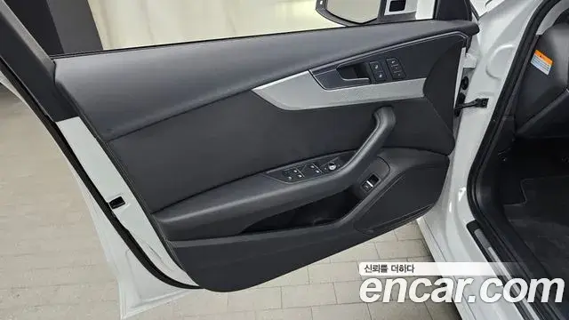 Audi A4 2022 — Şəkil 18/30
