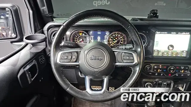 Jeep Wrangler 2020 — ფოტო 3/20