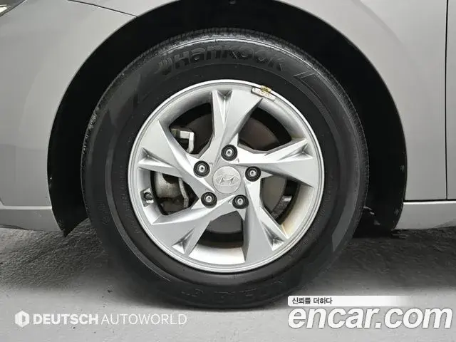 Hyundai Avante 2020 — Фото 19/20
