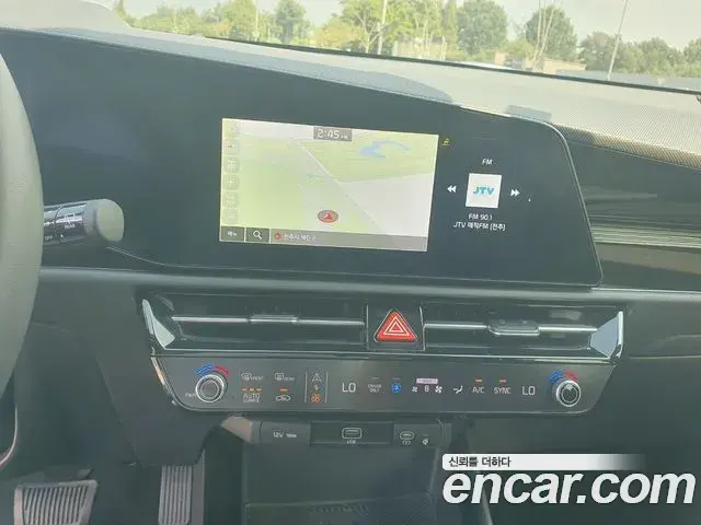 Kia Niro 2023 — Фото 15/20
