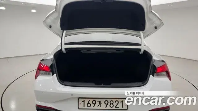 Hyundai The New Avante Hybrid 2020 — Şəkil 15/20