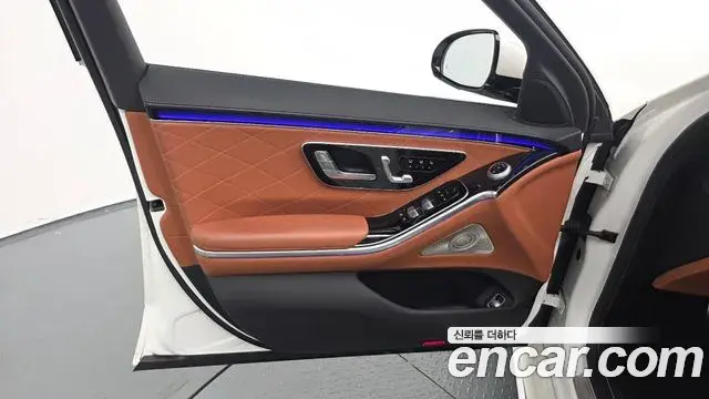 Mercedes-Benz S-Class 2021 — ფოტო 13/34