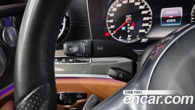 Mercedes-Benz E-Class 2019 — ფოტო 23/33