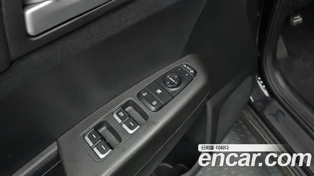 Kia Sportage The Bold 2019 — Фото 15/20