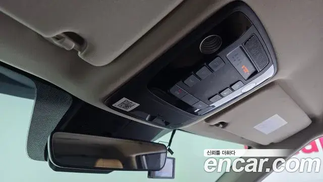 Kia Carnival 2021 — Şəkil 16/20