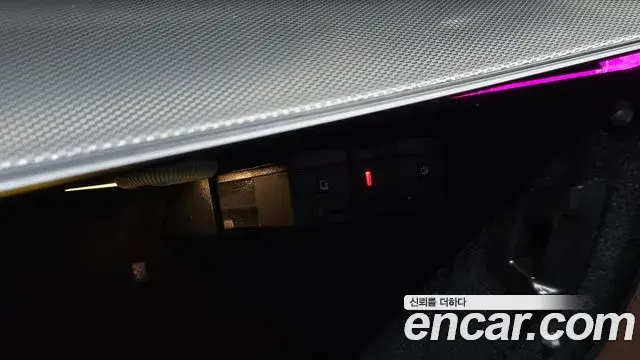 Mercedes-Benz E-Class 2019 — Şəkil 13/30