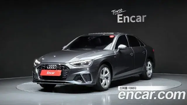 Audi A4 2020 — Photo 1/34