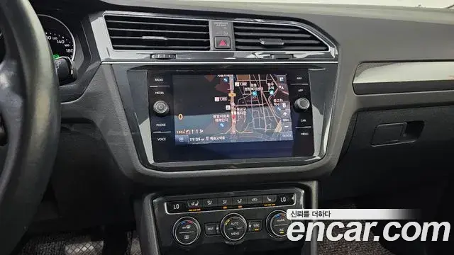 Volkswagen Tiguan 2020 — Photo 20/30