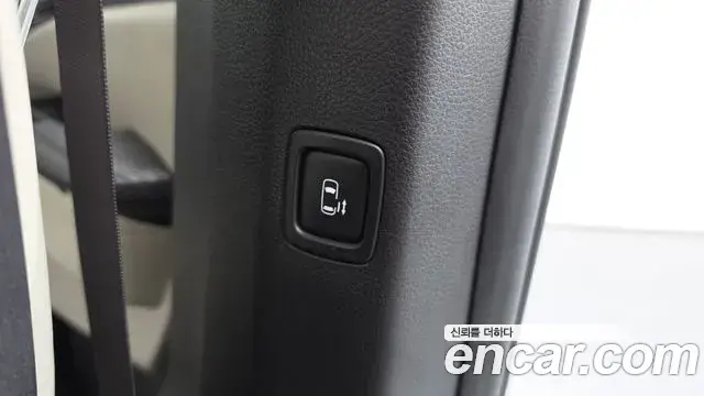 Kia Carnival 2023 — ფოტო 34/34