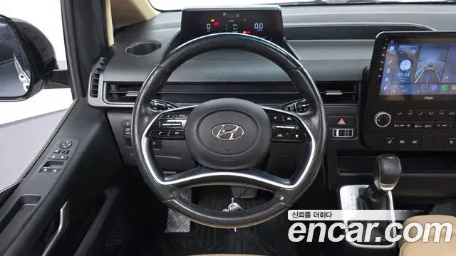 Hyundai Staria 2021 — Фото 13/20