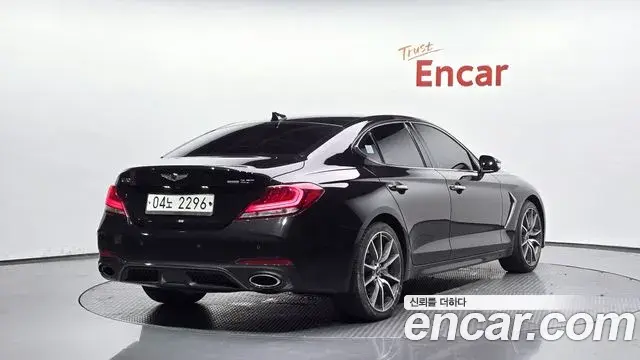 Genesis G70 2018 — ფოტო 19/30