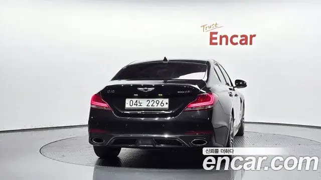 Genesis G70 2018 — ფოტო 16/30