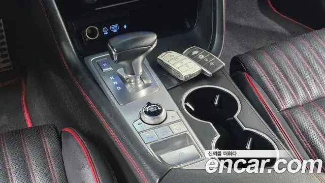 Genesis G70 2018 — ფოტო 26/30