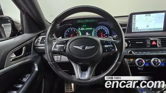 Genesis G70 2018 — ფოტო 15/30