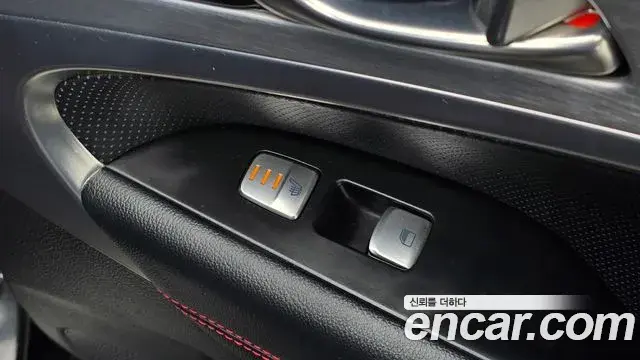 Genesis G70 2018 — ფოტო 5/30