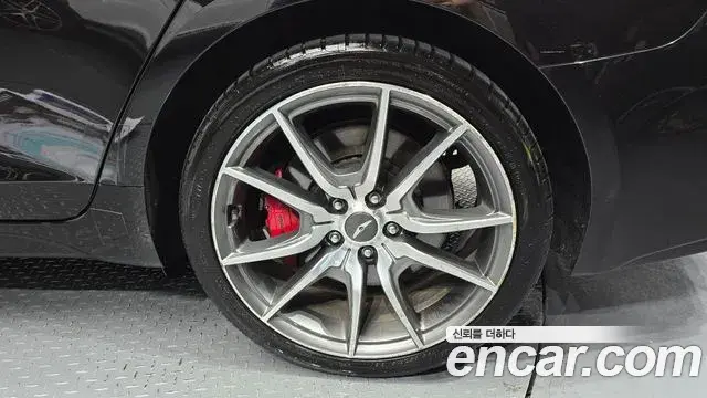 Genesis G70 2018 — ფოტო 2/30
