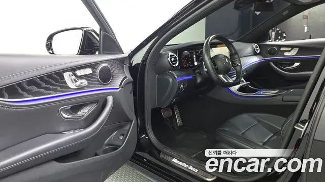 Mercedes-Benz E-Class 2021 — Şəkil 6/33