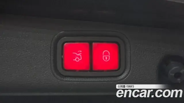 Mercedes-Benz E-Class 2021 — Şəkil 22/33
