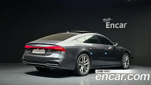 Audi A7 2020 — Photo 31/33