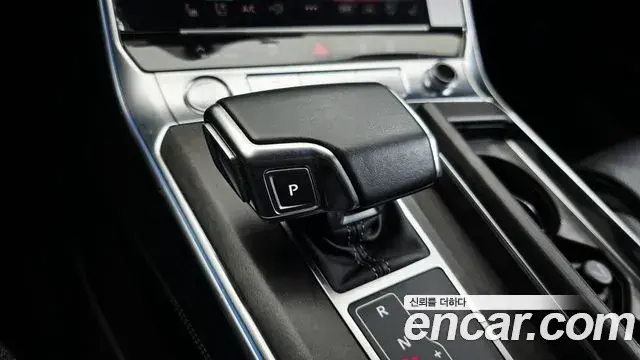 Audi A7 2020 — Photo 32/33