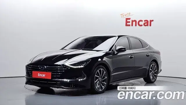 Hyundai Sonata Hybrid 2021 — Photo 11/20