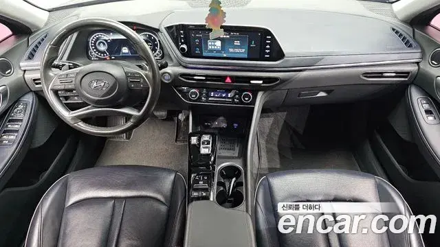 Hyundai Sonata Hybrid 2021 — Photo 6/20