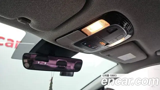 Hyundai Sonata Hybrid 2021 — Photo 15/20