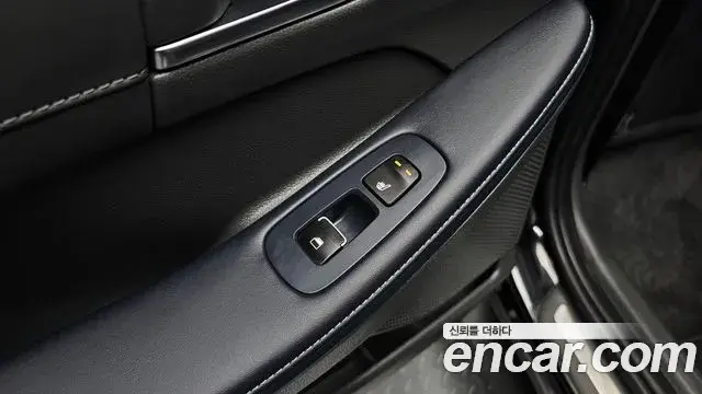 Hyundai Sonata Hybrid 2021 — Photo 9/20