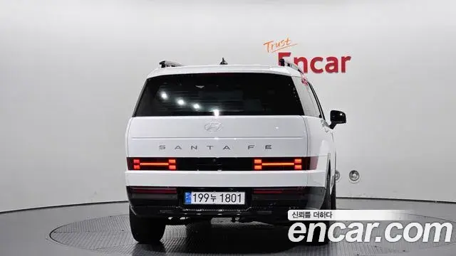 Hyundai Santa Fe 2024 — Photo 28/33
