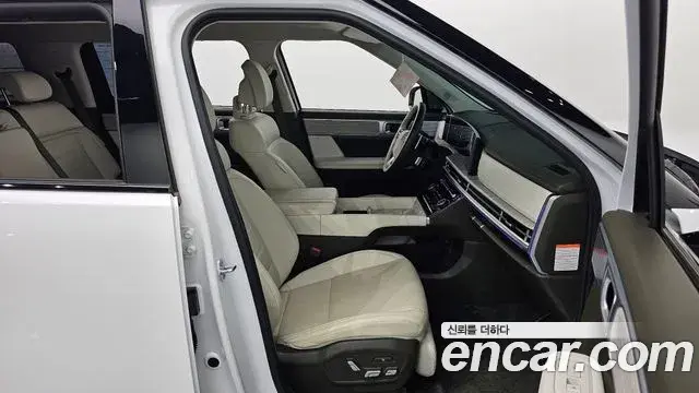 Hyundai Santa Fe 2024 — Photo 22/33