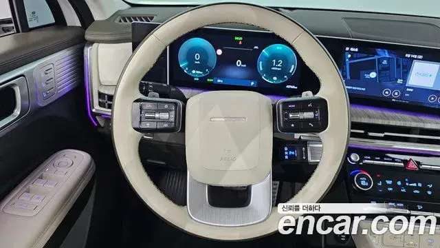 Hyundai Santa Fe 2024 — Photo 4/33