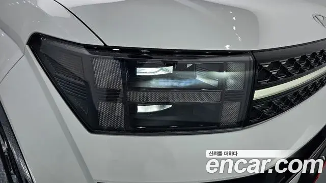 Hyundai Santa Fe 2024 — Photo 30/33