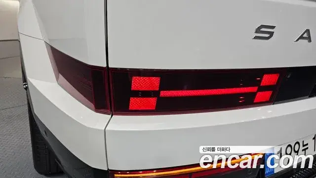 Hyundai Santa Fe 2024 — Photo 32/33