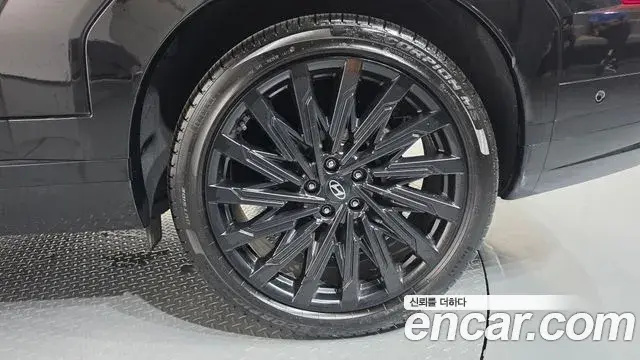 Hyundai Santa Fe 2024 — Photo 29/33