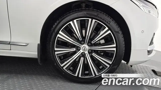 Volvo S90 2025 — Şəkil 31/33
