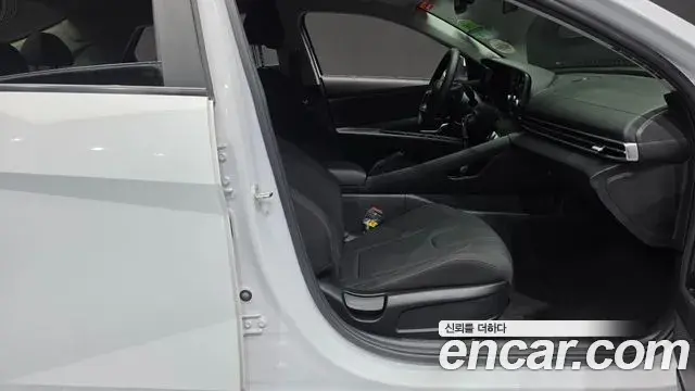 Hyundai The New Avante Hybrid 2021 — Şəkil 26/30