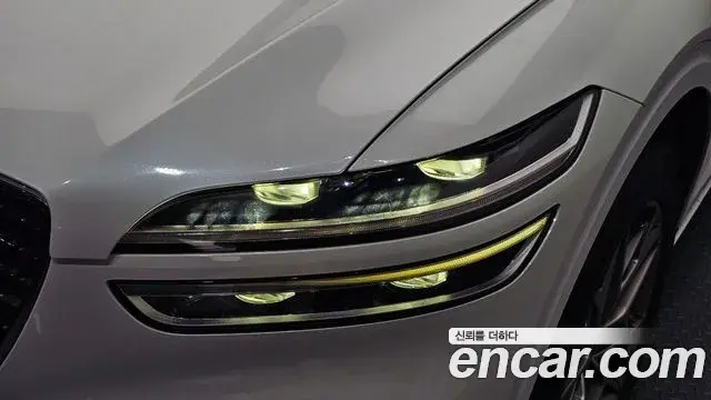 Genesis GV70 2022 — ფოტო 3/35