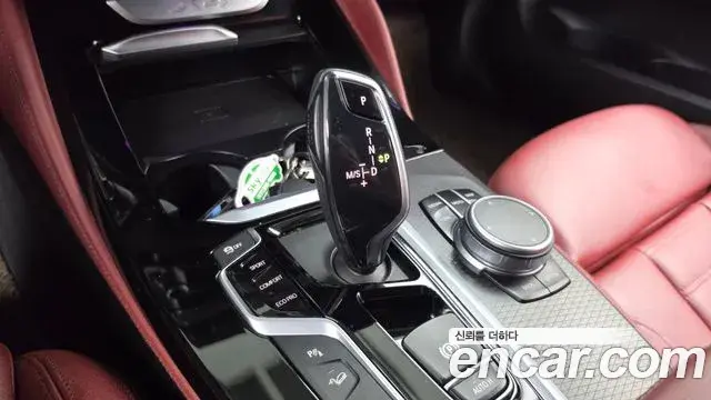 BMW X4 2020 — Photo 17/20