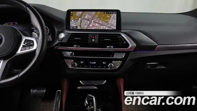 BMW X4 2020 — Photo 13/20