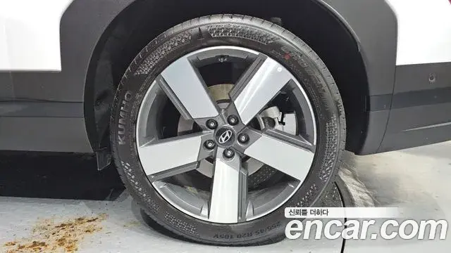 Hyundai Santa Fe 2025 — Şəkil 15/31