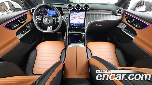 Mercedes-Benz GLC-Class 2024 — Photo 31/33