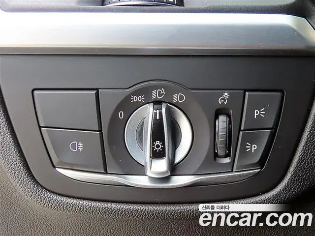 BMW X4 2022 — Şəkil 9/20