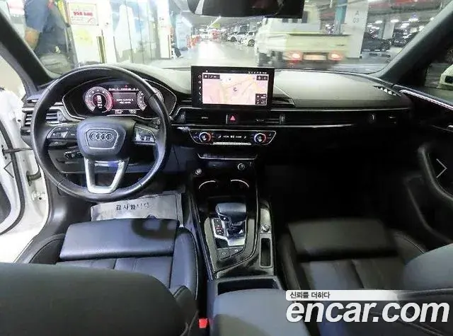 Audi A4 2021 — Şəkil 18/20