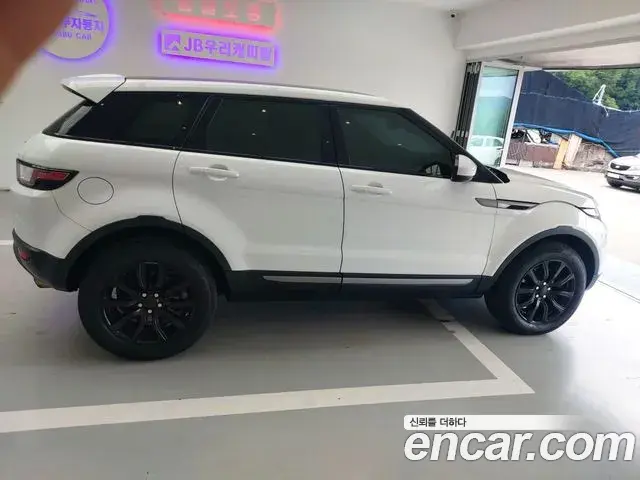 Land Rover Range Rover Evoque 2018 — Фото 6/16
